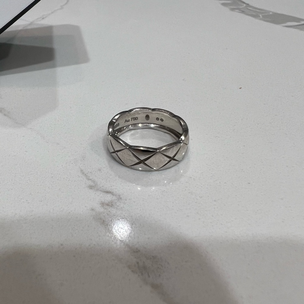 White Gold Chanel Coco Crush Ring